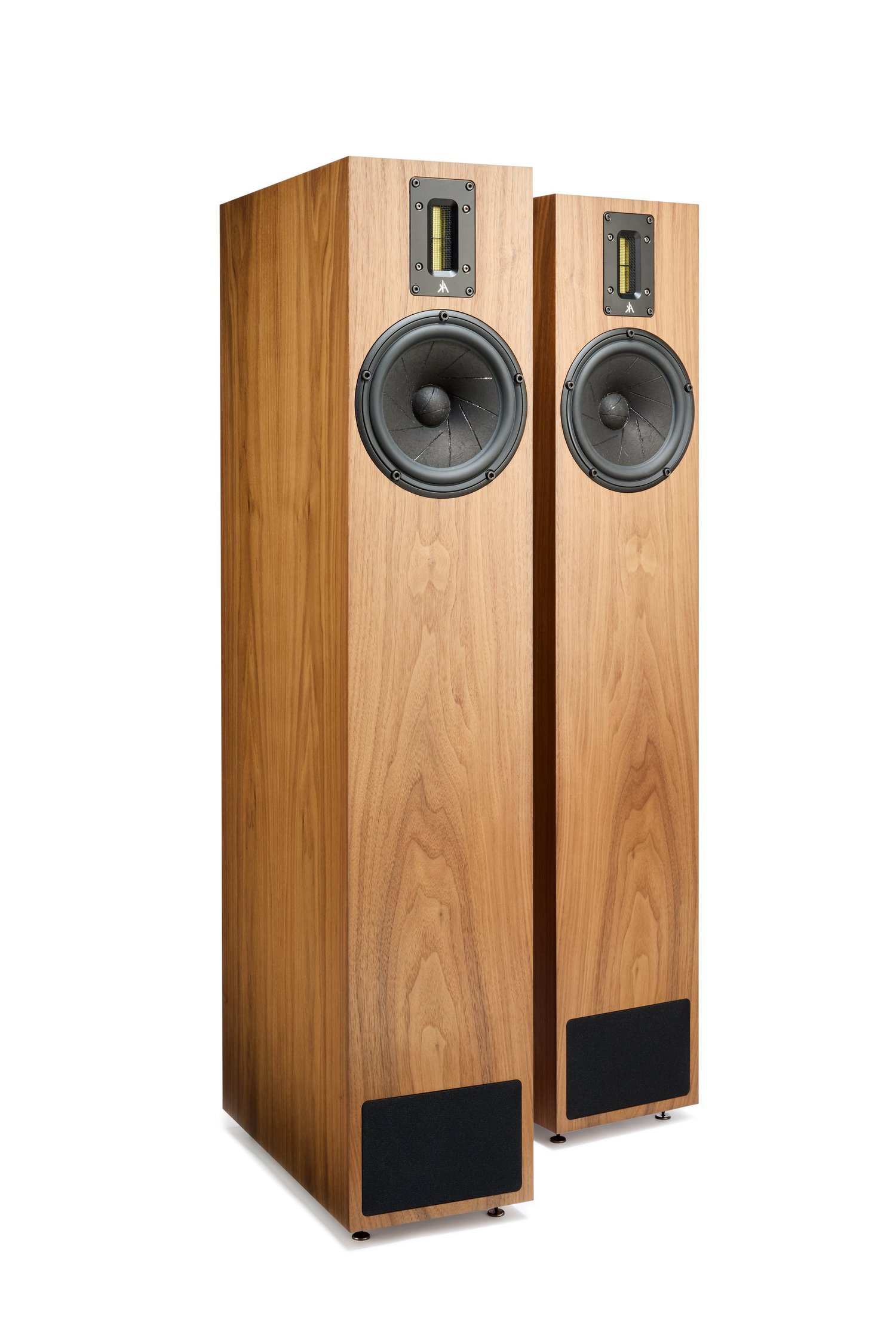 A pair of Kerr K320 mk.3 in walnut veneer, three-quarter view
